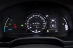 Hyundai IONIQ plug-in hybrid 2017 года (UK)